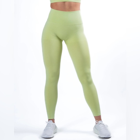 Alphalete Athletics Halo Leggings Color: Frozen Spring (Seamless) Gym/Workout - Picture 6 of 6